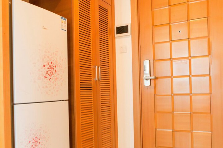 Room 42 of 58