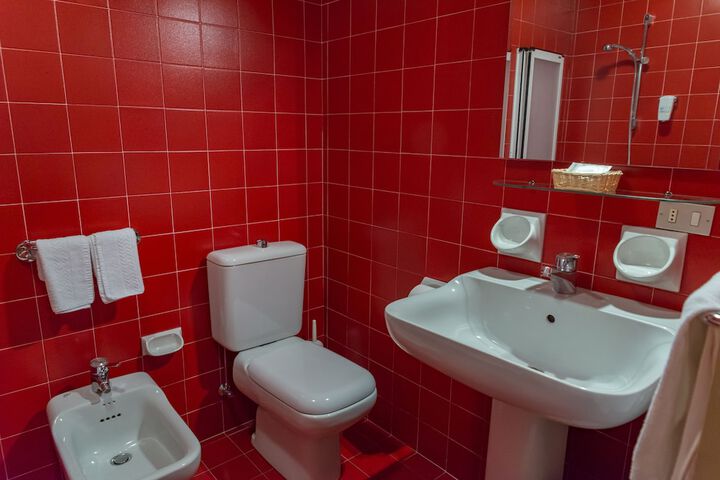 Room 35 of 54