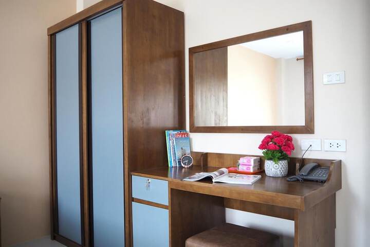 Room 15 of 20