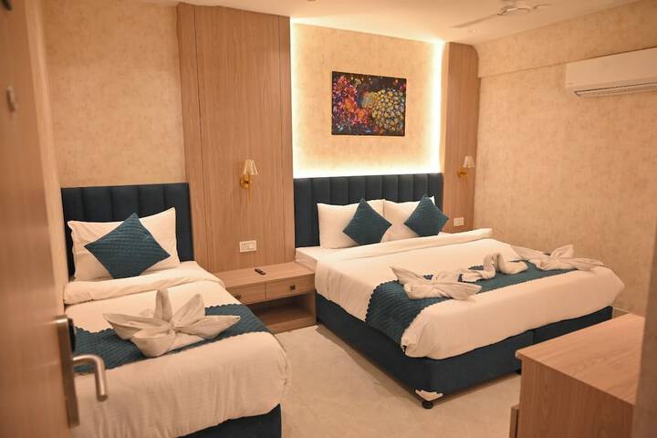 Room 16 of 23
