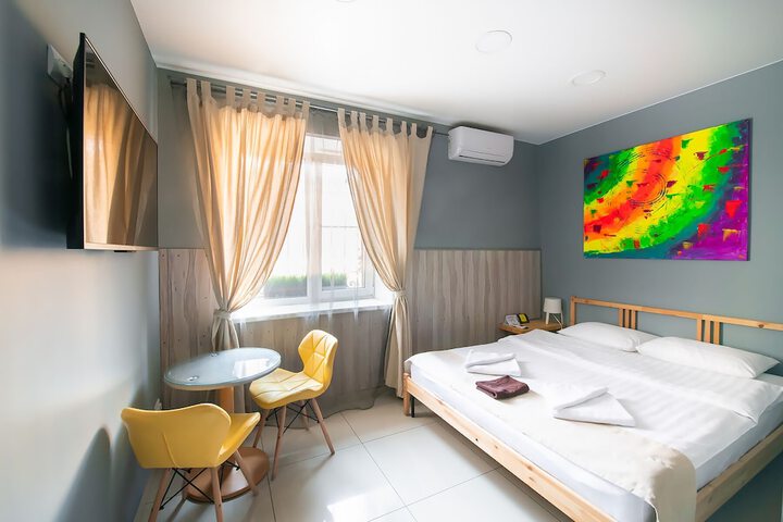 Room 11 of 31