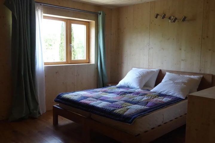 Room 3 of 17