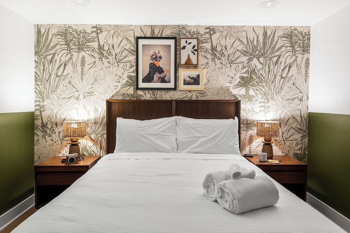 Room 21 of 72