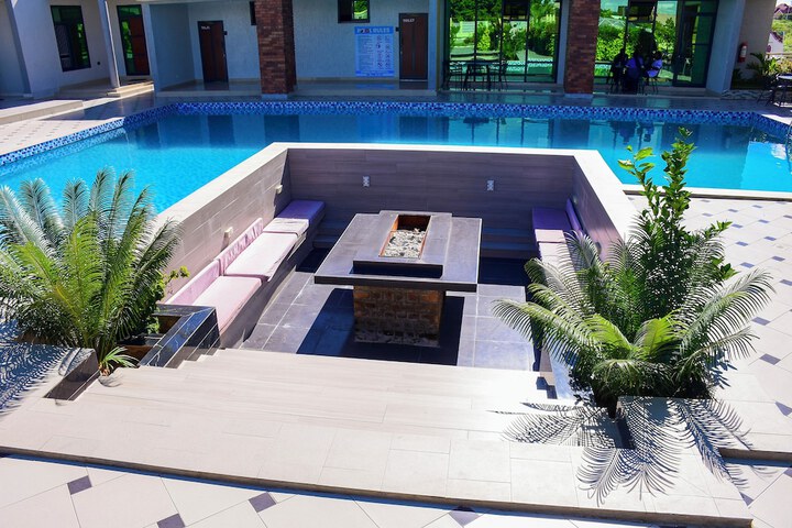 Pool 58 of 97