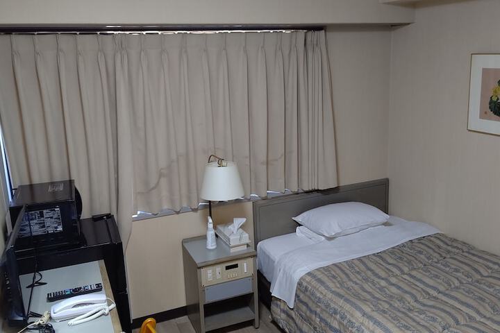Room 13 of 29