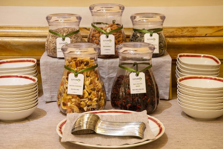 Dining 97 of 125