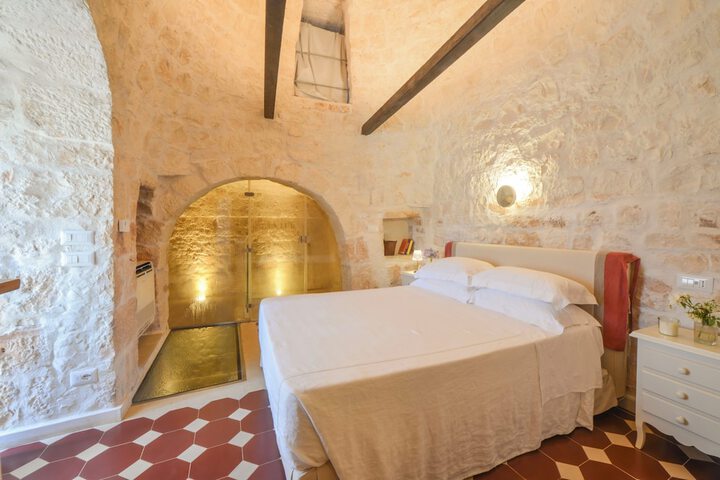 Room 20 of 48