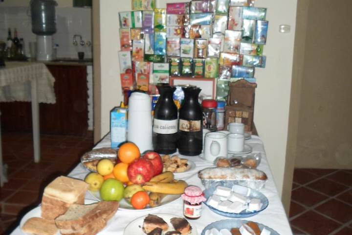 Breakfast/Coffee Service 80 of 126