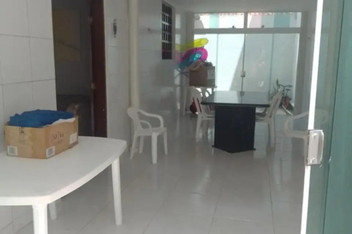 Room 3 of 5