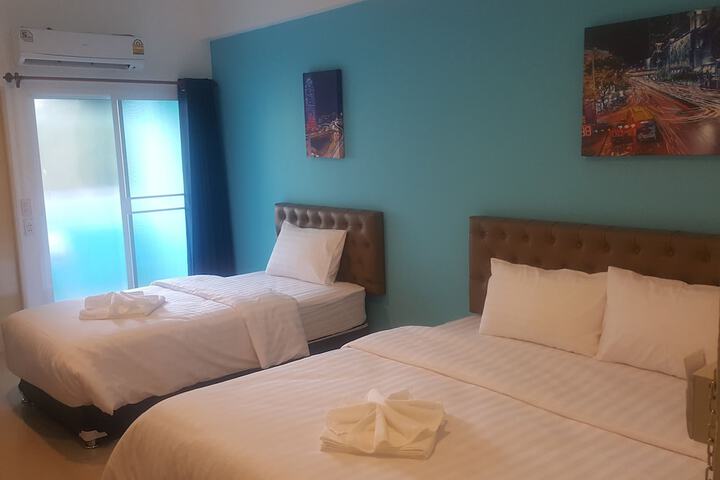 Room 21 of 26