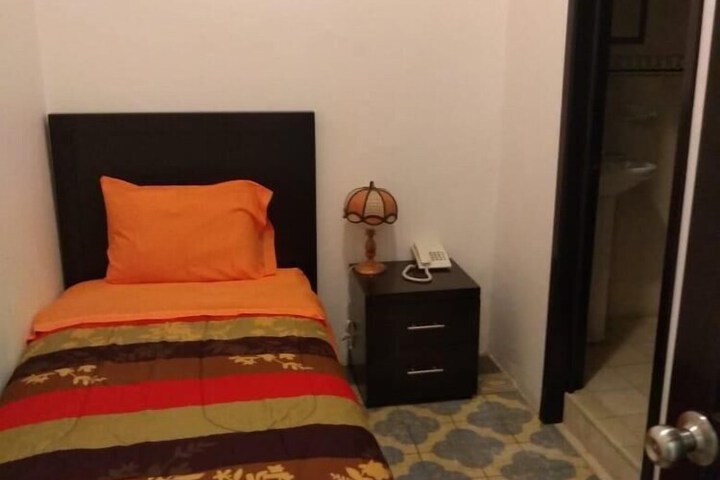 Room 14 of 41