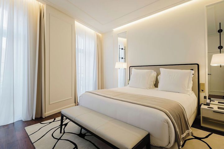 Room 28 of 150