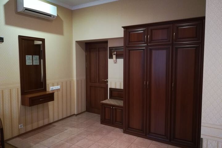 Room 23 of 36