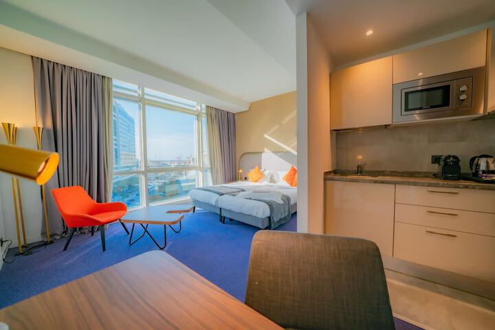 Room 15 of 35