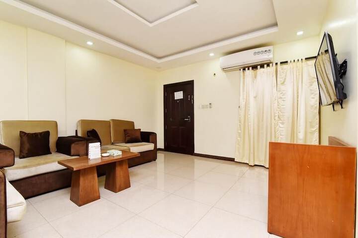 Room 18 of 25
