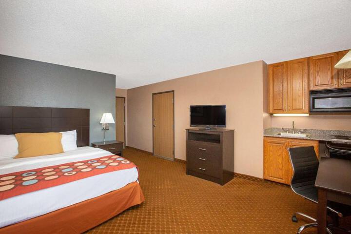 1 King Bed Mobility Accessible (8 of 19)
