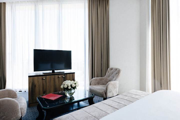 Room 7 of 40