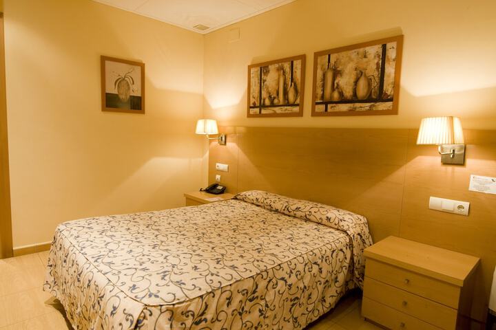 Room 4 of 31