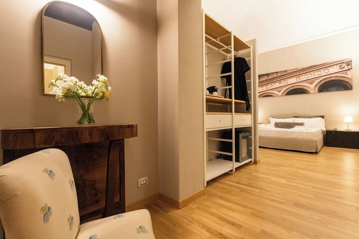 Room 15 of 66