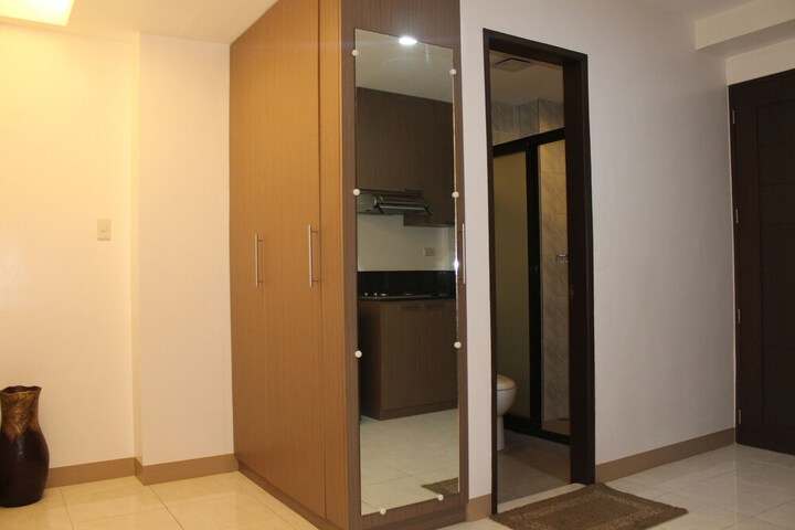 Room 17 of 26