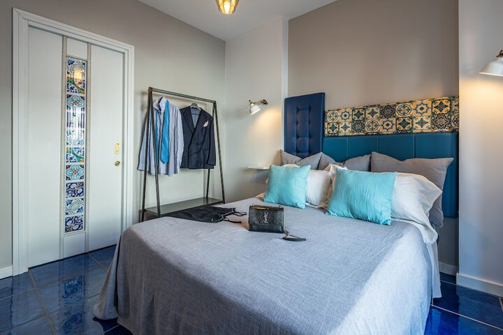 Room 5 of 41