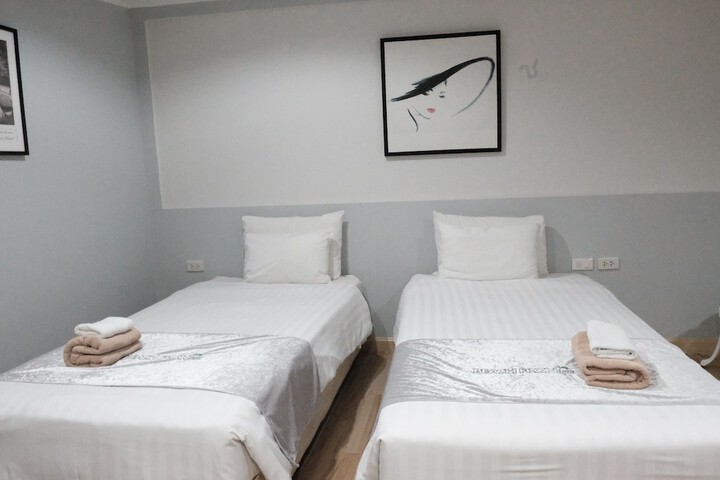 Room 17 of 110