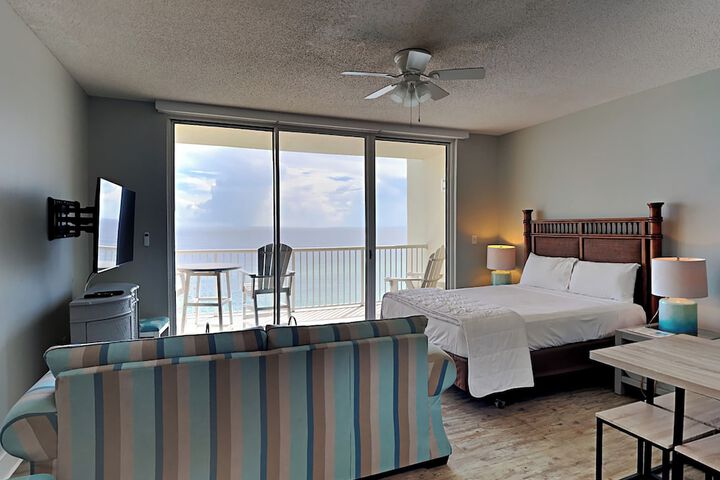 Room 40 of 217