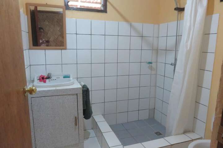 Room 16 of 24