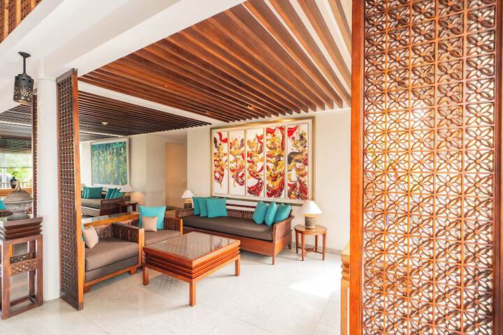 Hotel Interior 6 of 111