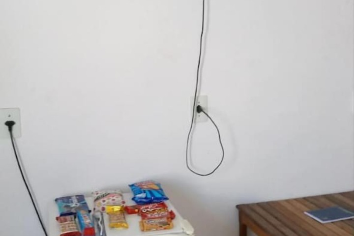 Room 16 of 30