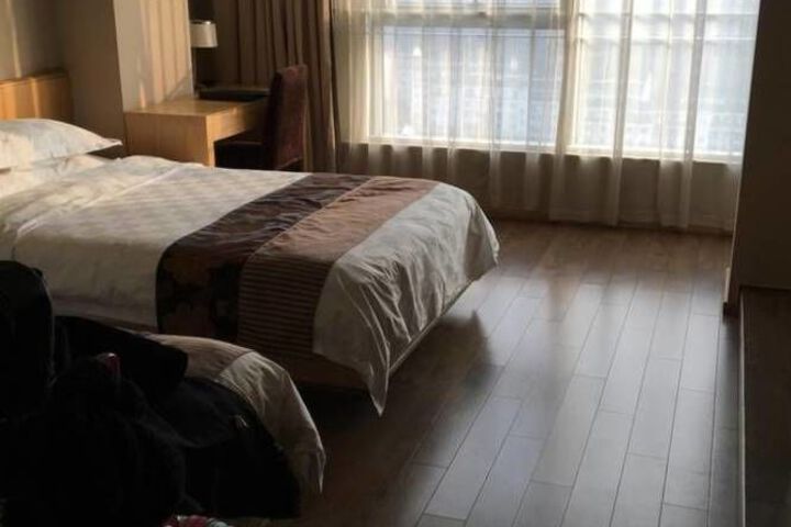 Room 118 of 166