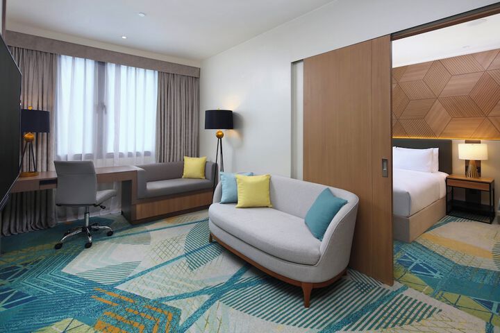 Room 35 of 100