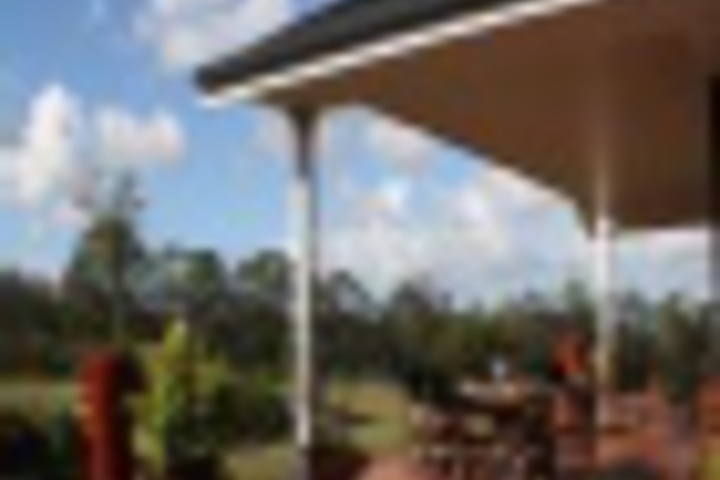 Hotel Exterior 15 of 204
