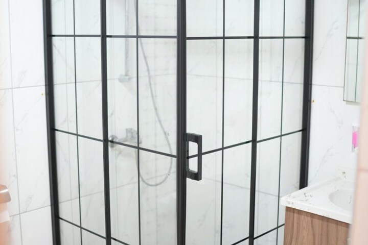 Room 21 of 36