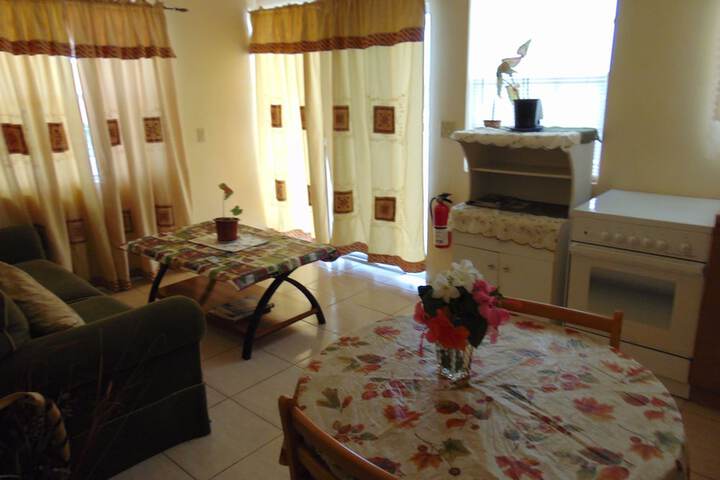 Room 82 of 193