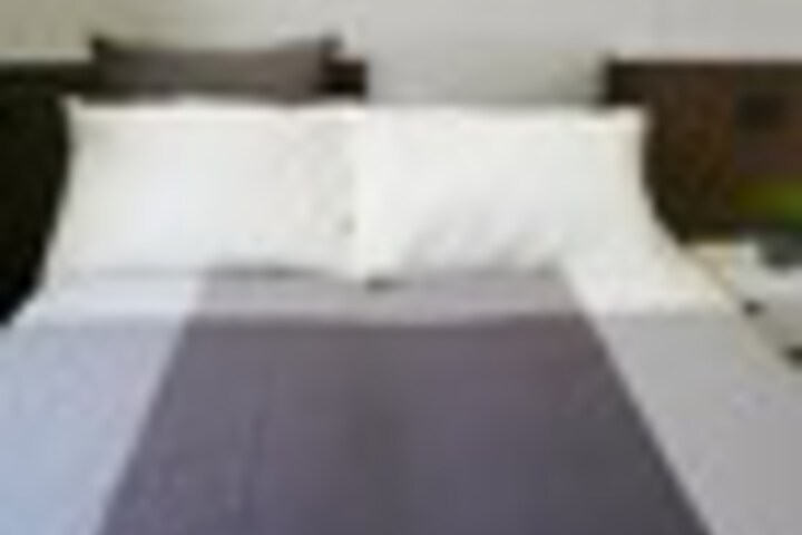 Room 38 of 126
