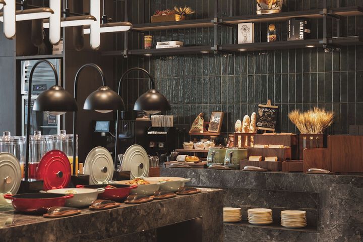 Breakfast/Coffee Service 15 of 34