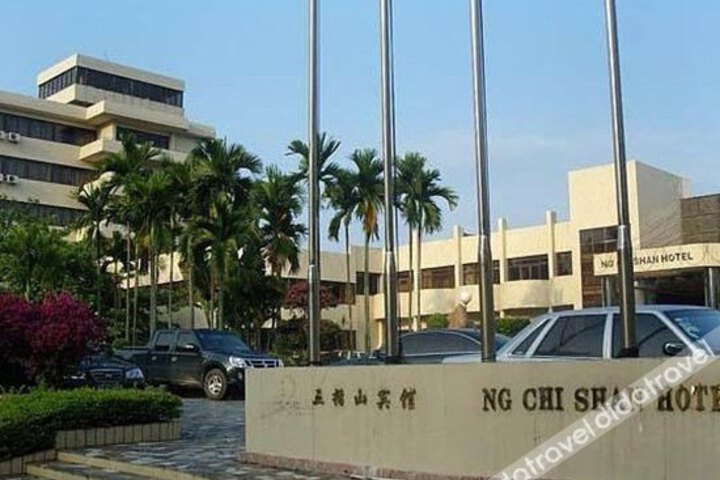 Ng Chi Shan Hotel