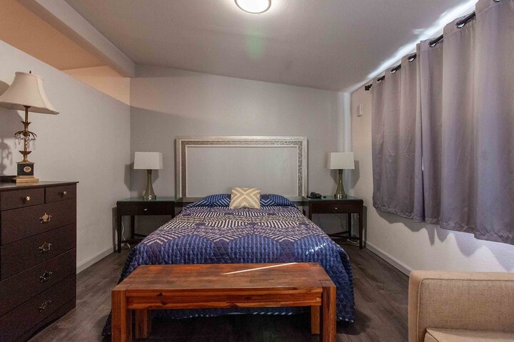 Room 27 of 55