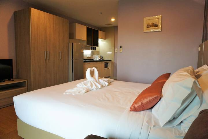 Room 8 of 38