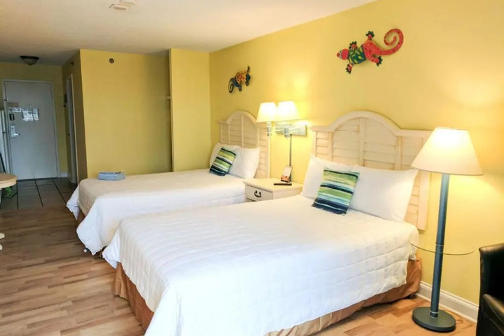 Room 2 of 12