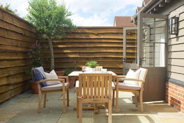 Terrace/Patio 29 of 105