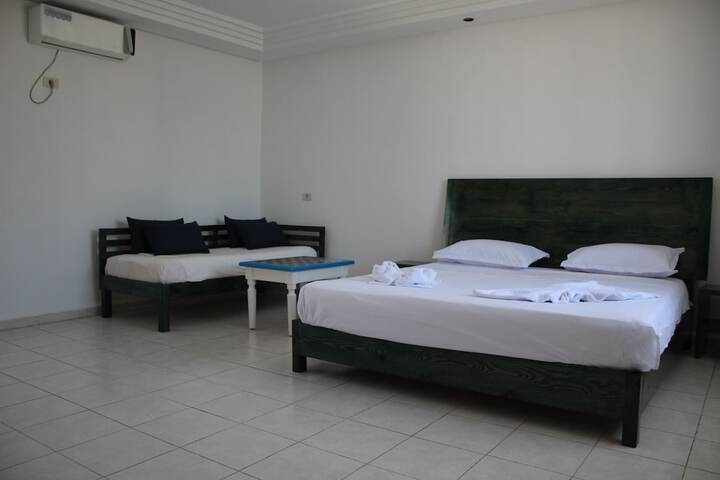 Room 61 of 153