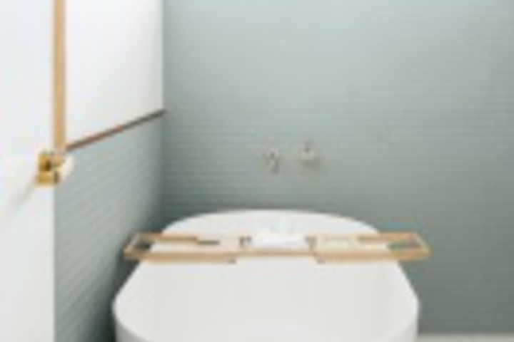 Room 593 of 672