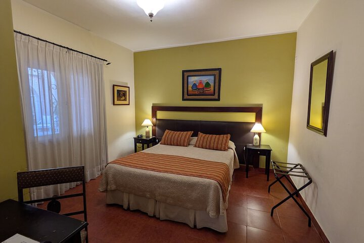 Room 8 of 36