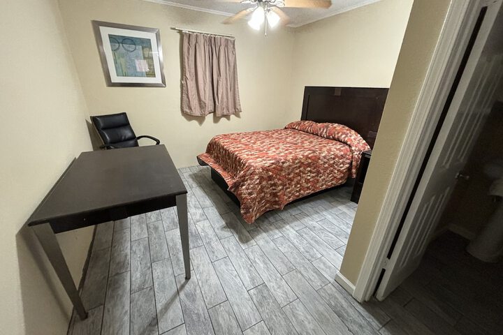 Room 12 of 31