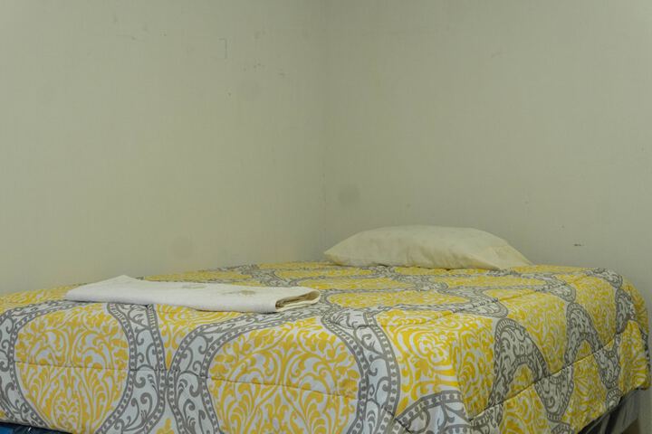 Room 10 of 36