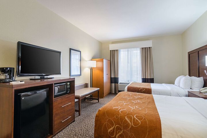 1 King Bed Suite (19 of 21)