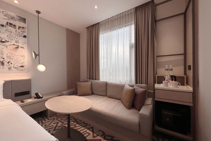 Room 22 of 53