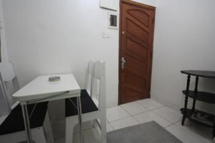 Room 15 of 27